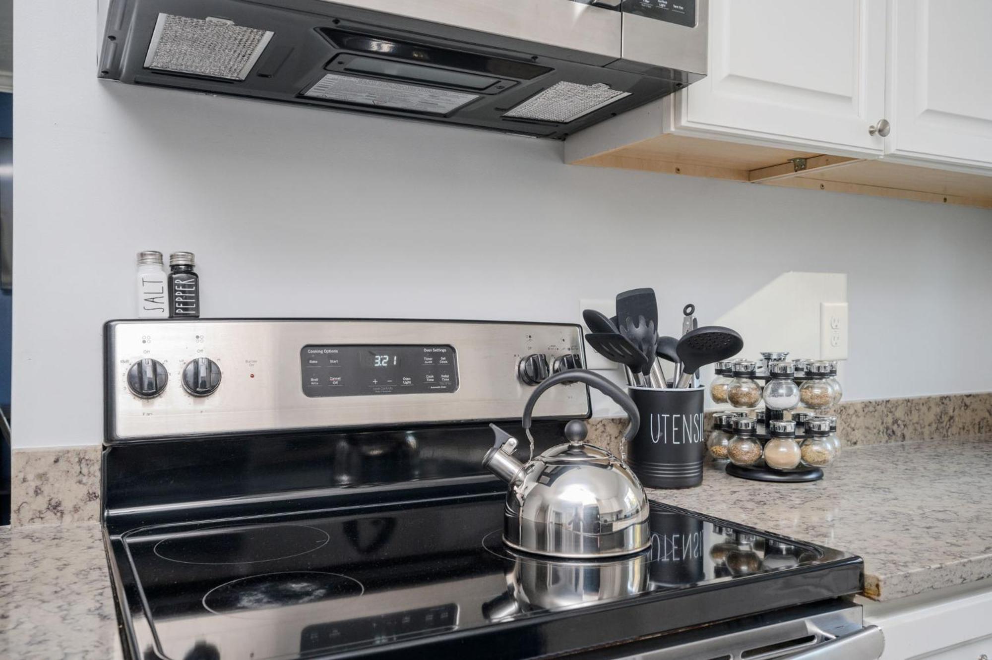 Quiet & Quaint Apartment, 5 Mins To Airport And 15 Mins To Downtown Atlanta Luaran gambar